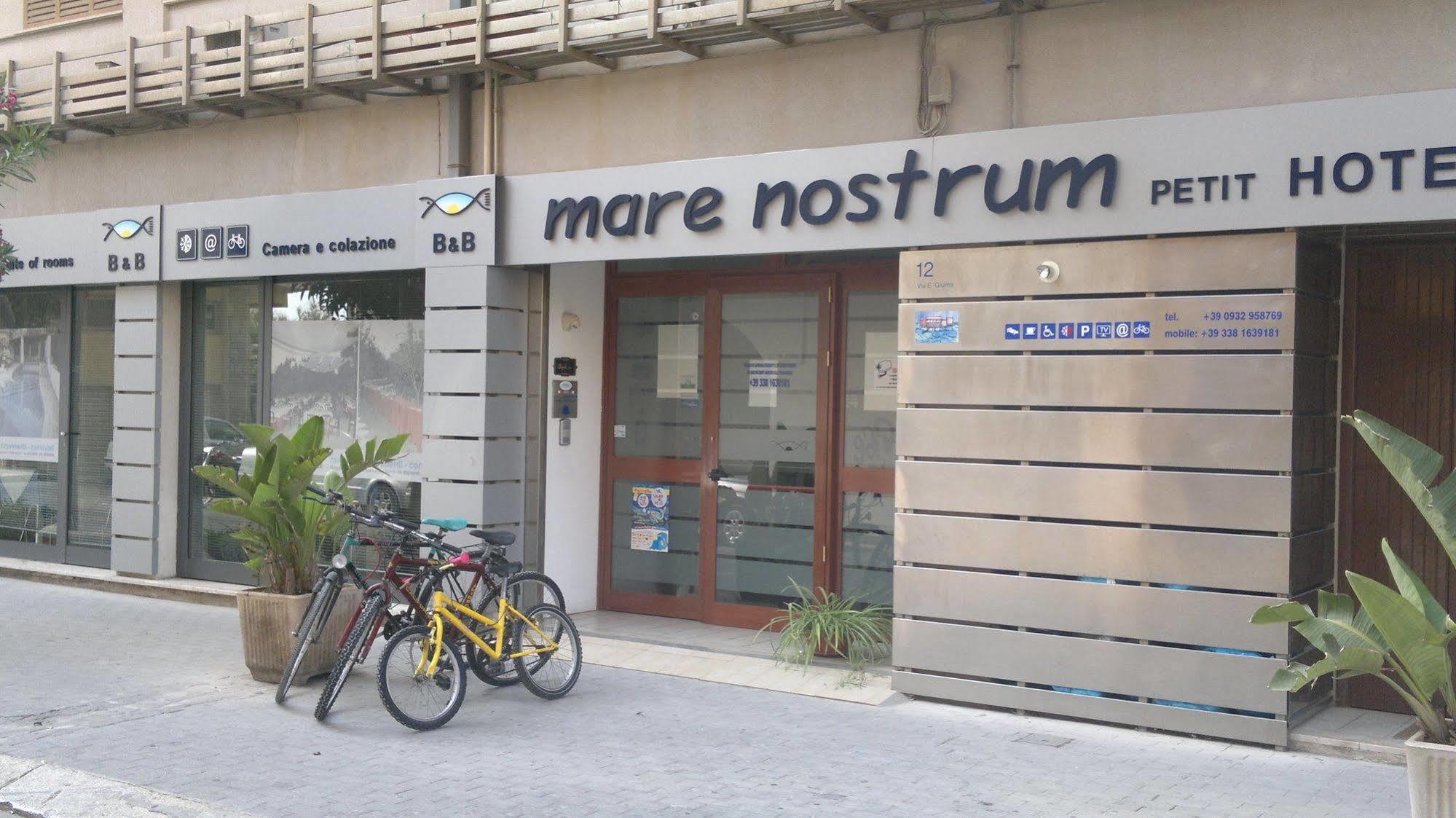 Mare Nostrum Petit Hotel Pozzallo Exterior photo